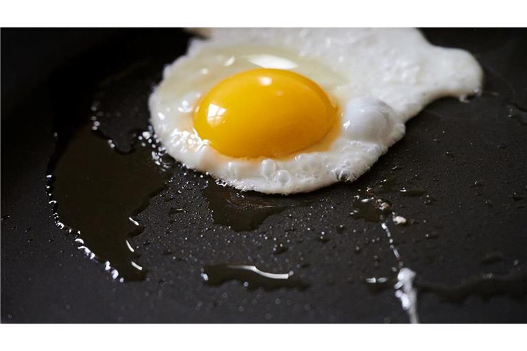 Der Erzieher will darauf aufmerksam machen, wie schlecht das Gelände seiner Mittelschule für Hitze gemacht ist. (Symbolbild)