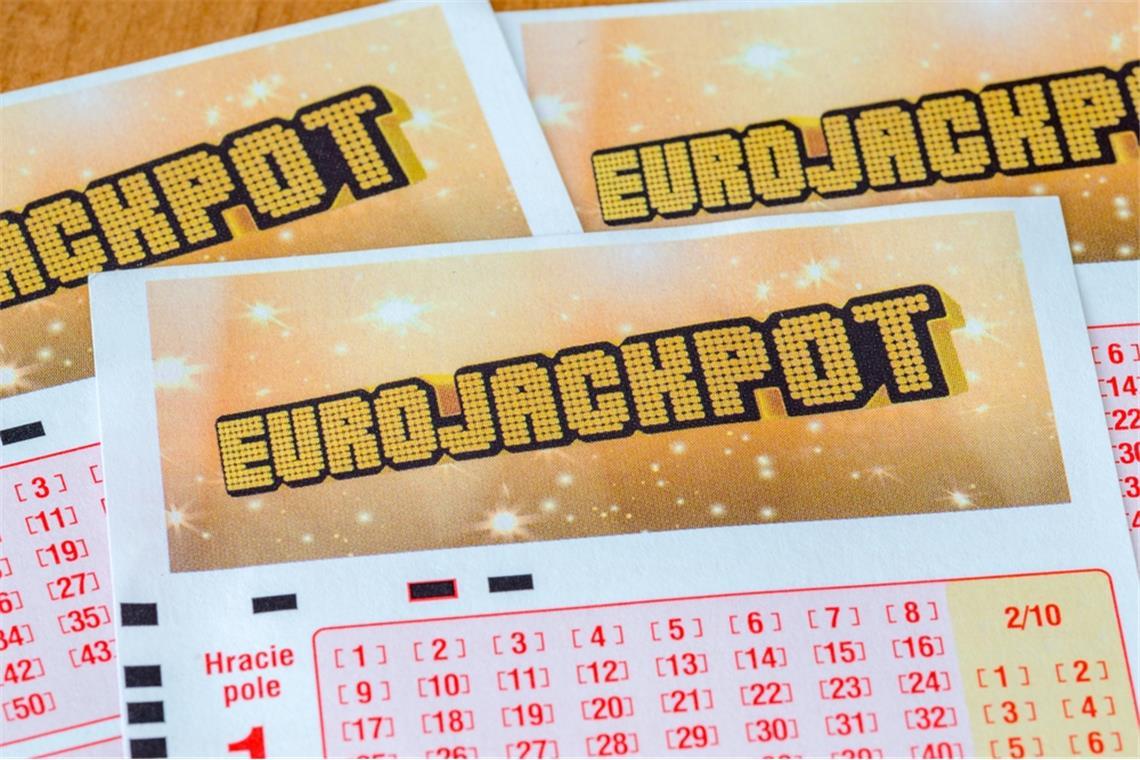 Wo ging der Eurojackpot hin? - Hier wurde er geknackt Der Eurojackpot vom 25. März 2025 ist geknackt: 115,9 Millionen Euro gehen nach Schweden. Auch deutsche Spieler gewinnen hohe Summen. Alle Infos zur Ziehung.