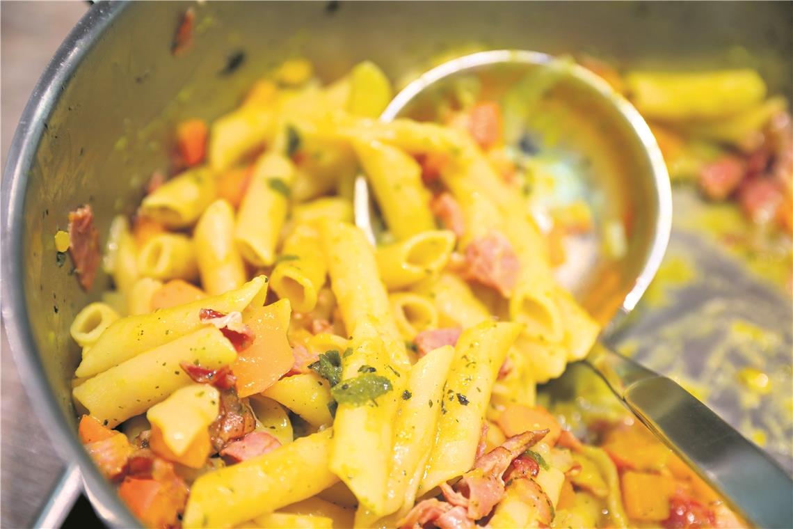 Ein Topf und unzählige Möglichkeiten Der Favorit der Köche ist die Räucherschinken-Kürbis-Pasta.