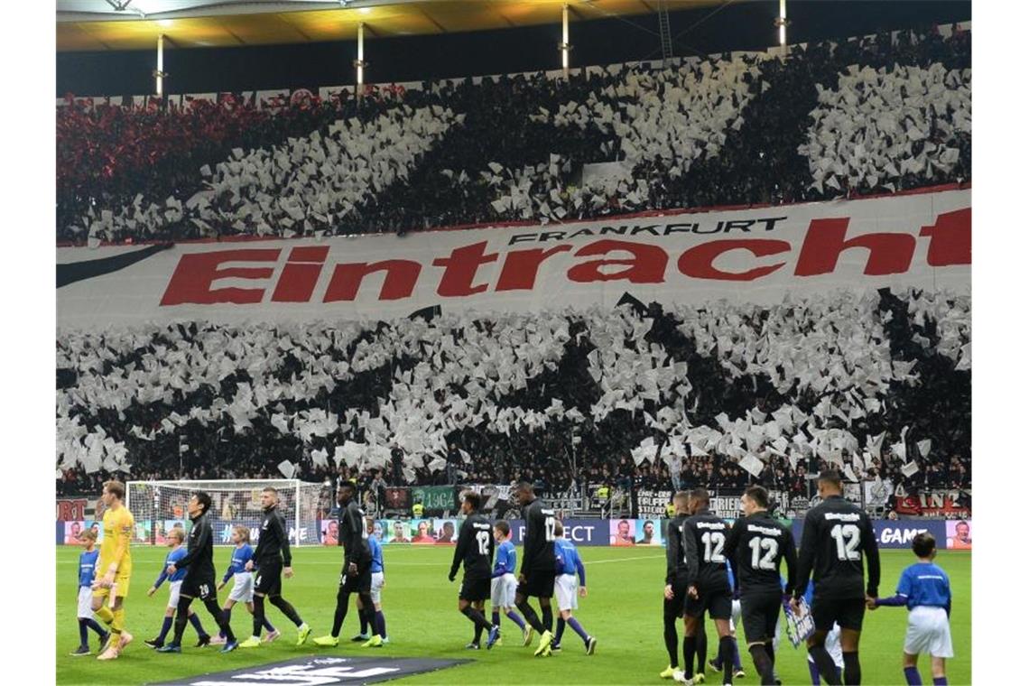 Der FC Arsenal lernt in der Europa League die besondere Atmosphäre in Frankfurt kennen. Foto: Arne Dedert