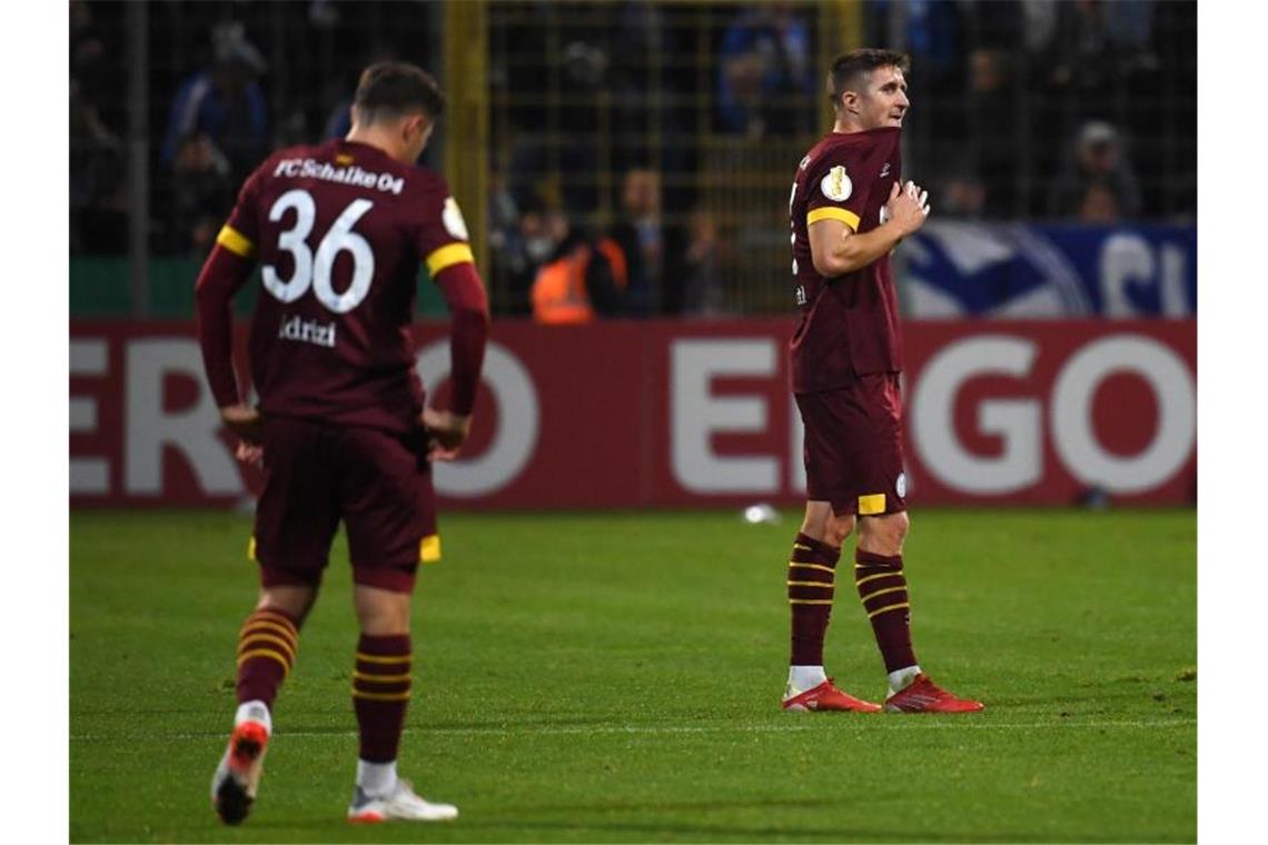 „Kurz schütteln“: Ernüchterung bei Schalke nach Cup-Aus Der FC Schalke 04 unterlag beim TSV 1860 München. Foto: Angelika Warmuth/dpa