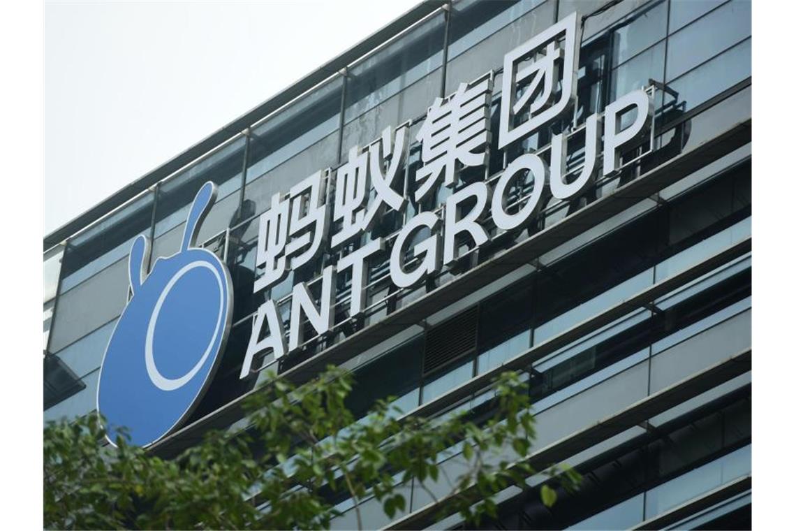 Der Fintech-Gigant Ant Group ist aufgefordert worden, keine Dienstleistungen für den Krypto-Handel mehr anzubieten. Foto: Uncredited/CHINATOPIX/dpa