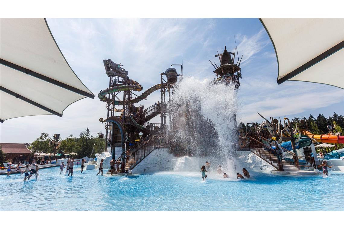 Mädchen aus Freizeitbad Rulantica gelockt und missbraucht Der flüchtige Verdächtige sei durch Aufnahmen von Überwachungskameras identifiziert worden, hieß es von der Polizei. (Archivbild)