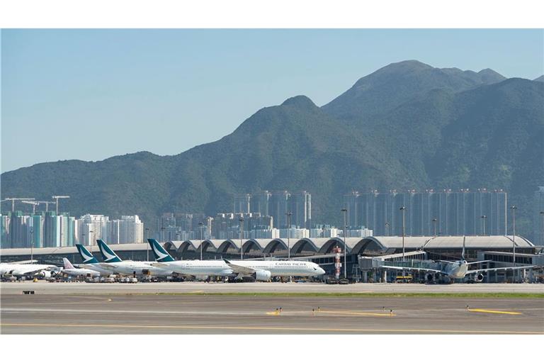 Der Flughafen in Hongkong ist ein wichtiges internationales Drehkreuz. (Archivbild)