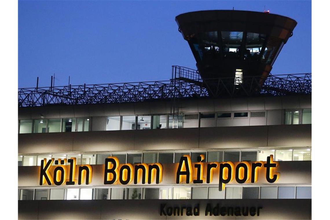 Der Flughafen Köln-Bonn. Allein im vergangenen Jahr hat die Zweiteilung der Regierung mehr als acht Millionen Euro gekostet. Foto: Oliver Berg