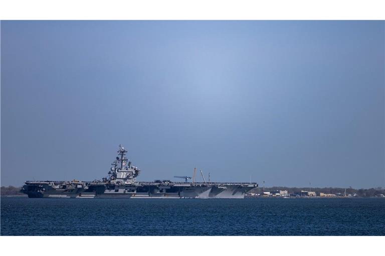 Der Flugzeugträger "USS George H.W. Bush" ist bereits der dritte der US-Marine in der Krisenregion im Mittleren Osten.