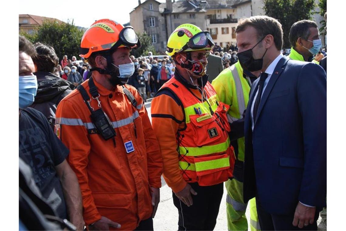Macron sichert Hilfe nach Wetterkatastrophe im Süden zu