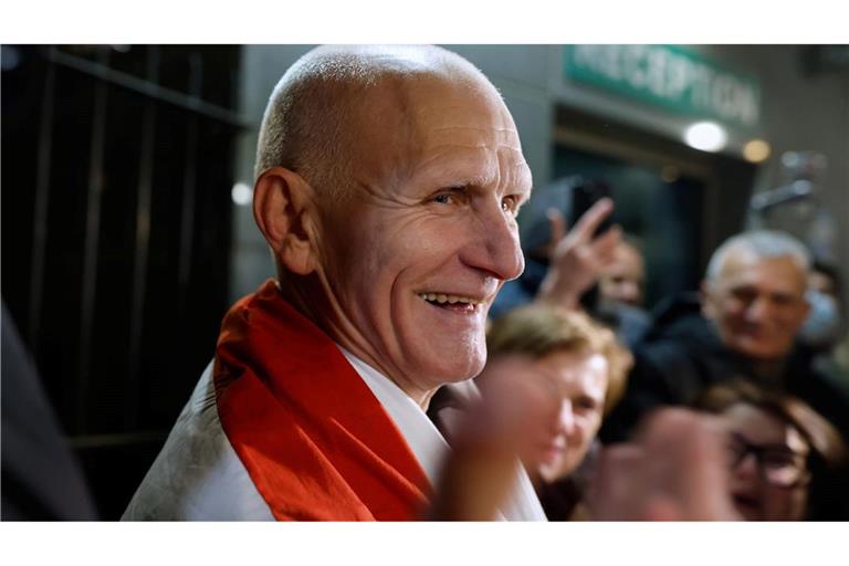 Der Friedensnobelpreisträger Alex Beljazki ist wieder in Freiheit.