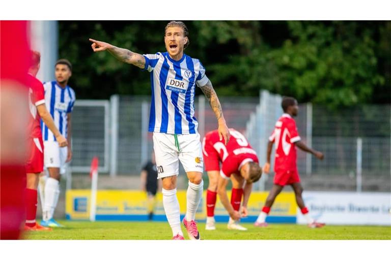 Der frühere Kickers-Stürmer Philip Türpitz spielte mit VSG Altglienicke im DFB-Pokal gegen den VfL Wolfsburg - und schied unglücklich aus.