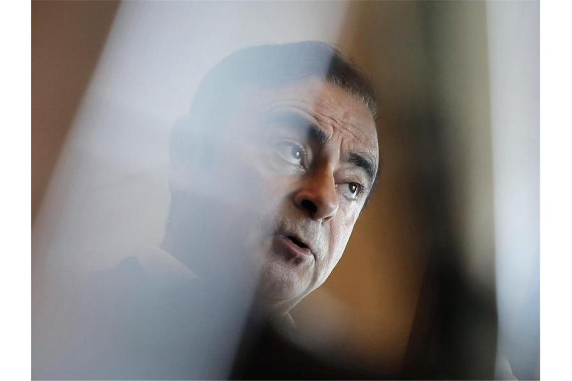Der frühere Verwaltungsratschef des Renault-Partners Nissan, Carlos Ghosn, bleibt weiter in Untersuchungshaft. Foto: Kin Cheung/AP