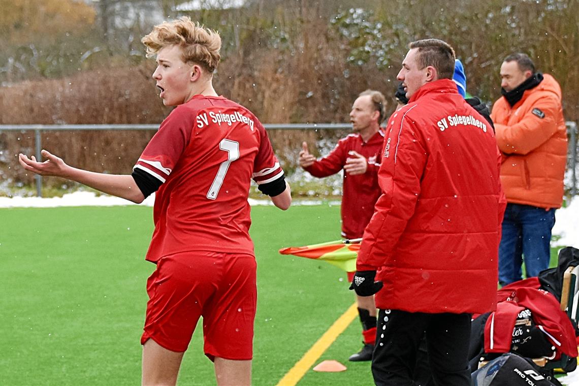 Der SV Spiegelberg will keine Schießbude mehr sein Der Frust bei den Fußballern und Funktionären des SV Spiegelberg ist nach den zuletzt hohen Niederlagen groß. Foto: Tobias Sellmaier