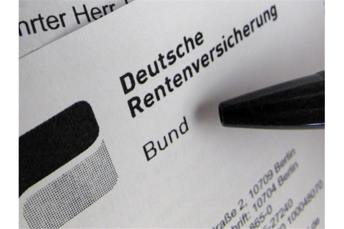 Grundrente: Union verlangt von SPD neue Vorschläge Der für die Einführung der Grundrente angepeilte Starttermin im Januar 2021 ist derzeit nicht gesichert. Foto: Franz-Peter Tschauner/dpa