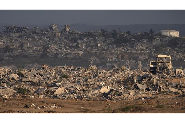Der Gazastreifen ist durch den Krieg zu weiten Teilen verwüstet. (Archivbild)