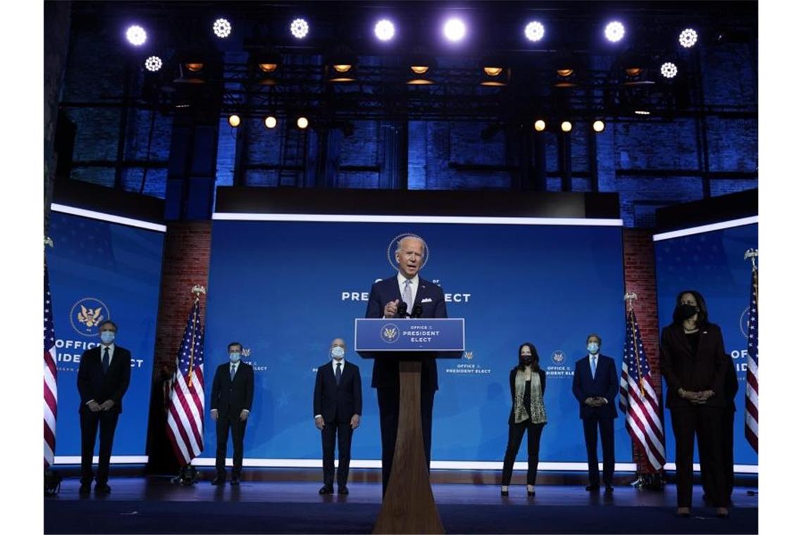 Der gewählte US-Präsident Joe Biden stellt seine Kandidatinnen und Kandidaten für Schlüsselposten in seiner künftigen Regierung vor. Foto: Carolyn Kaster/AP/dpa