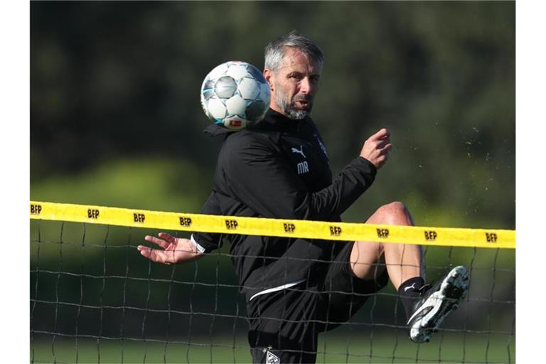 Der Gladbacher Trainer Marco Rose bekam ein Lob vom Bundestrainer. Foto: Friso Gentsch/dpa