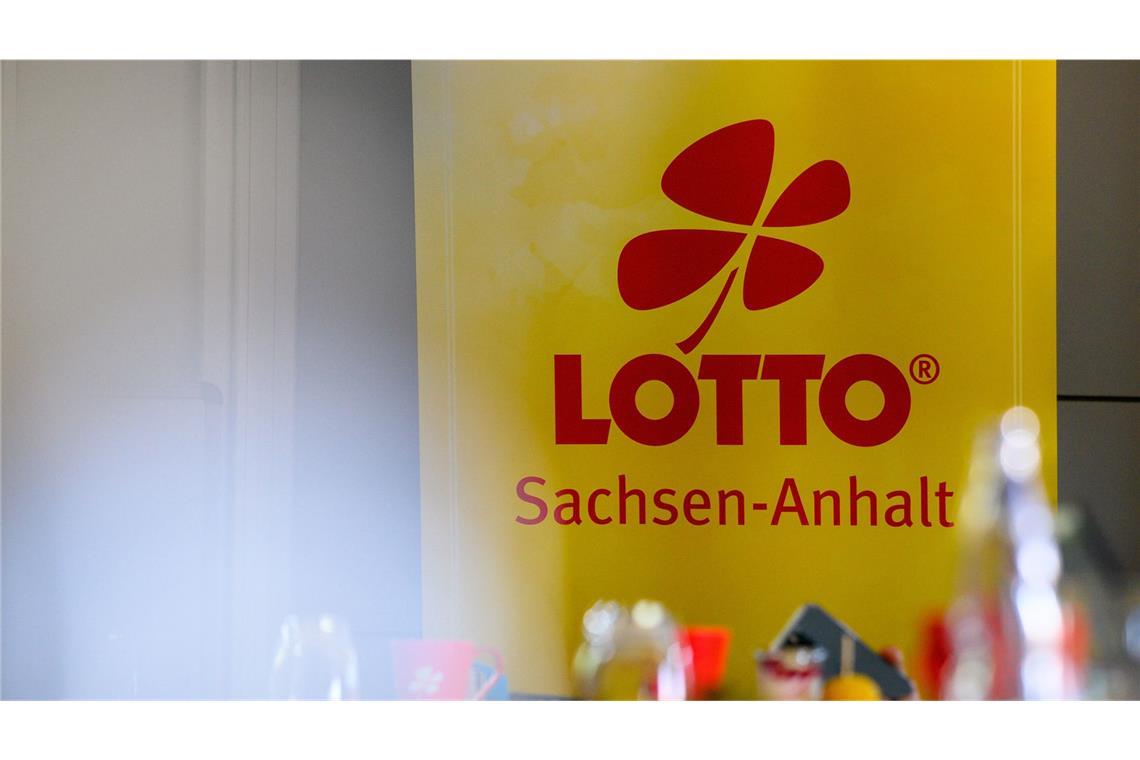 Der Glückspilz darf sich über 1,2 Millionen Euro freuen. (Symbolbild)