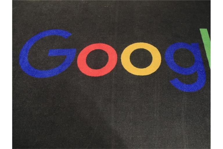 Der Google-Mutterkonzern Alphabet hat mit seinen Zahlen für das vergangene Quartal die Markterwartungen deutlich übertroffen. Foto: Michel Euler/AP/dpa