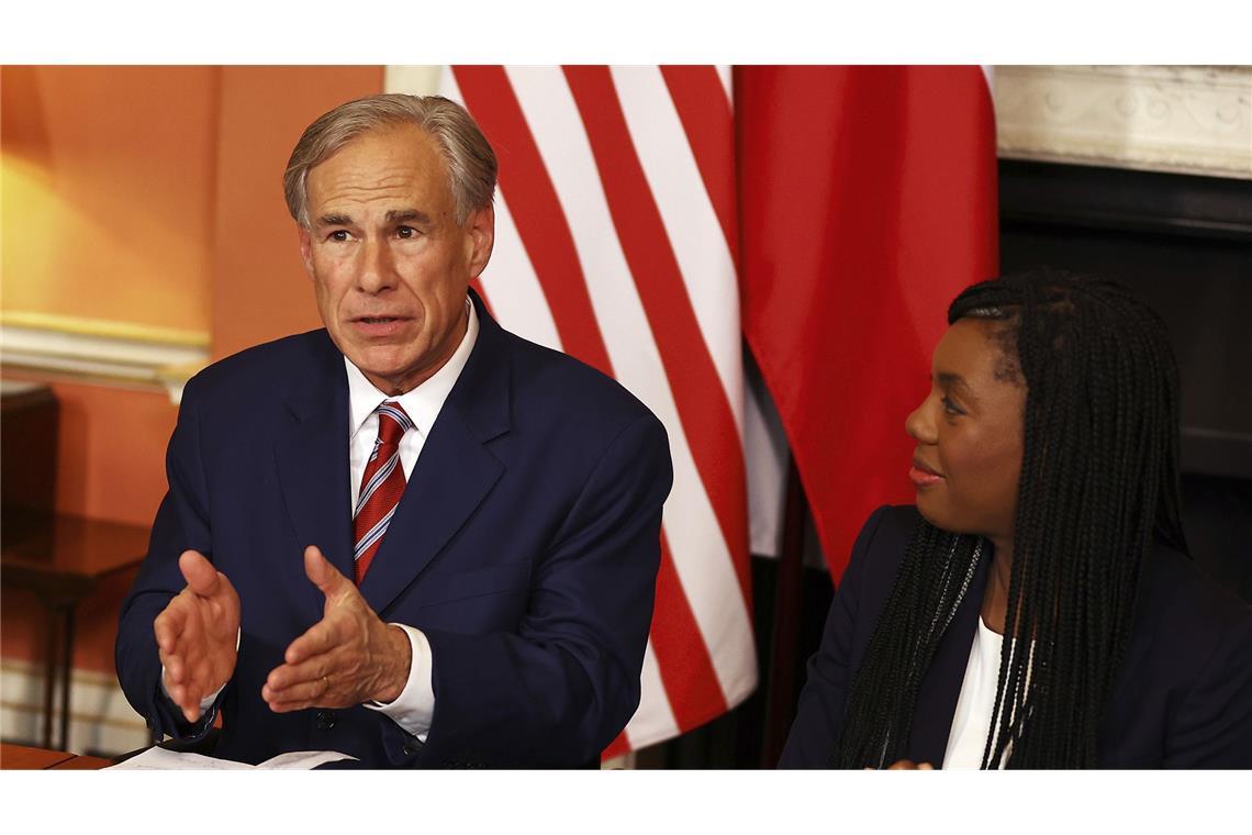 Gouverneur will Nationalgarde bei Protesten einsetzen Der Gouverneur von Texas, Greg Abbott, will die Nationalgarde einsetzen.
