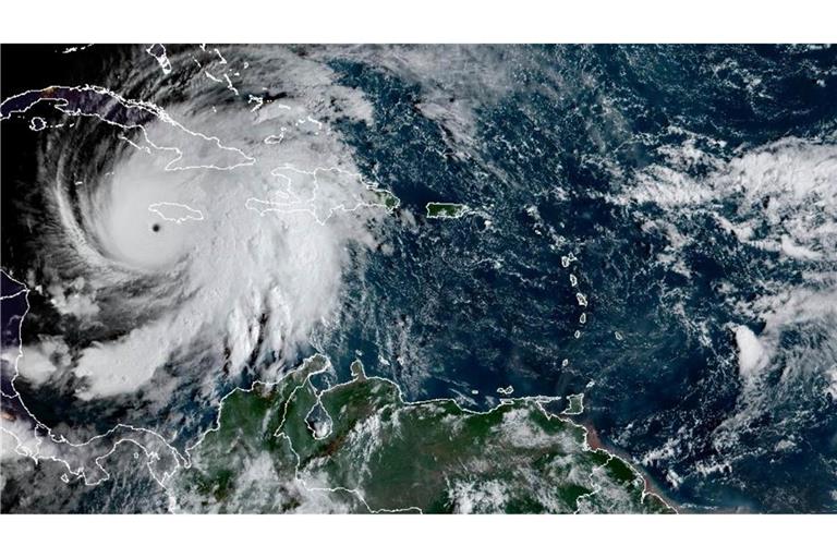 Meteorologe erwartet schlimme Bilder durch Hurrikan Melissa Der große Hurrikan "Melissa" ist auch aus dem Weltall sichtbar.