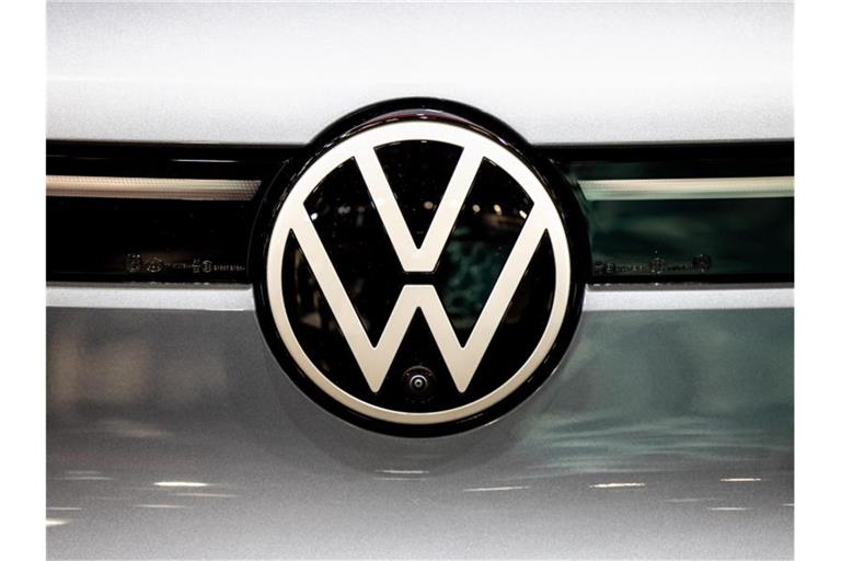 Der Halbleiterengpass hat bei VW im dritten Quartal zu einem deutlichen Rückgang der Auslieferungen geführt. Foto: Matthias Balk/dpa