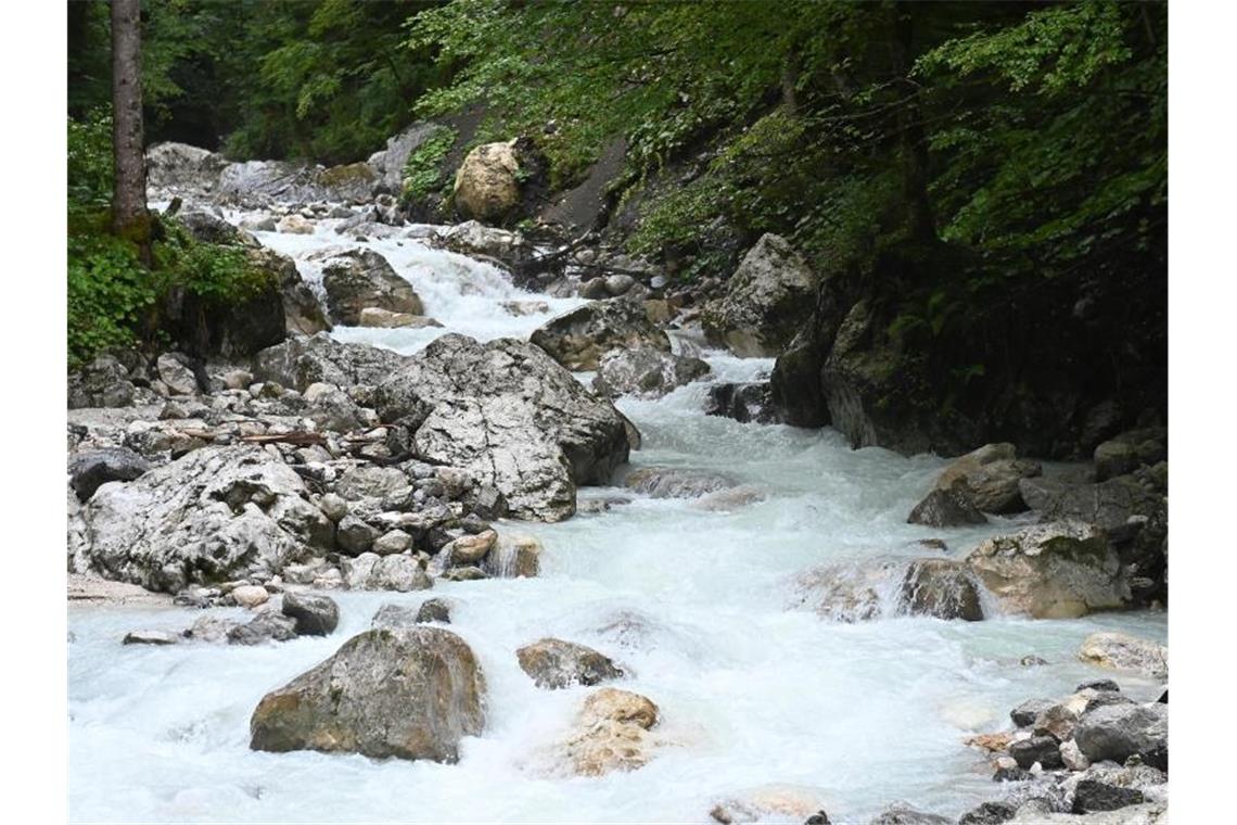 Frau stirbt bei Flutwelle in Höllentalklamm