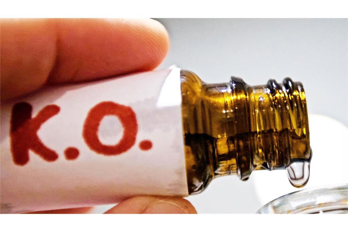 Bundestag verbietet K.-o.-Tropfen und schränkt Lachgas stark ein