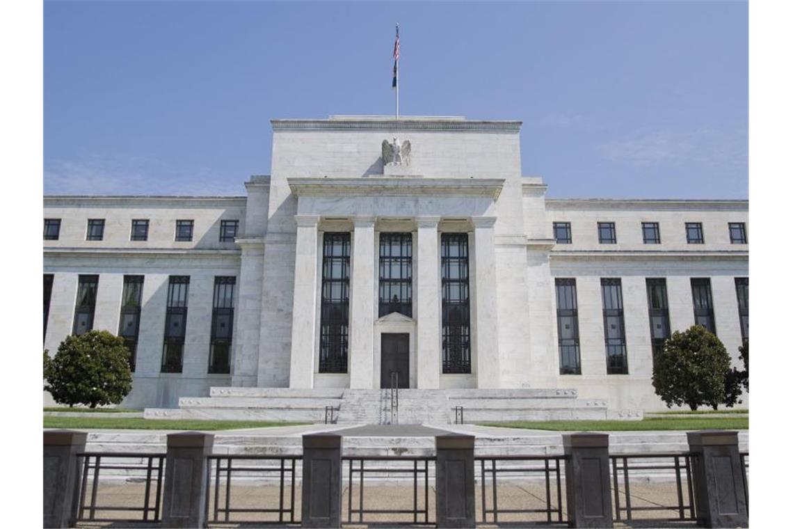 US-Notenbank deutet Drosselung ihrer Wertpapierkäufe an Der Hauptsitz der US-Notenbank Federal Reserve in Washington. Foto: Pablo Martinez Monsivais/AP/dpa