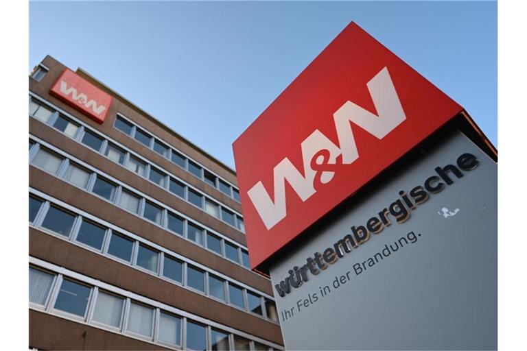 Der Hauptsitz der Wüstenrot & Württembergische AG (W&W AG). Foto: Marijan Murat/dpa/Archivbild