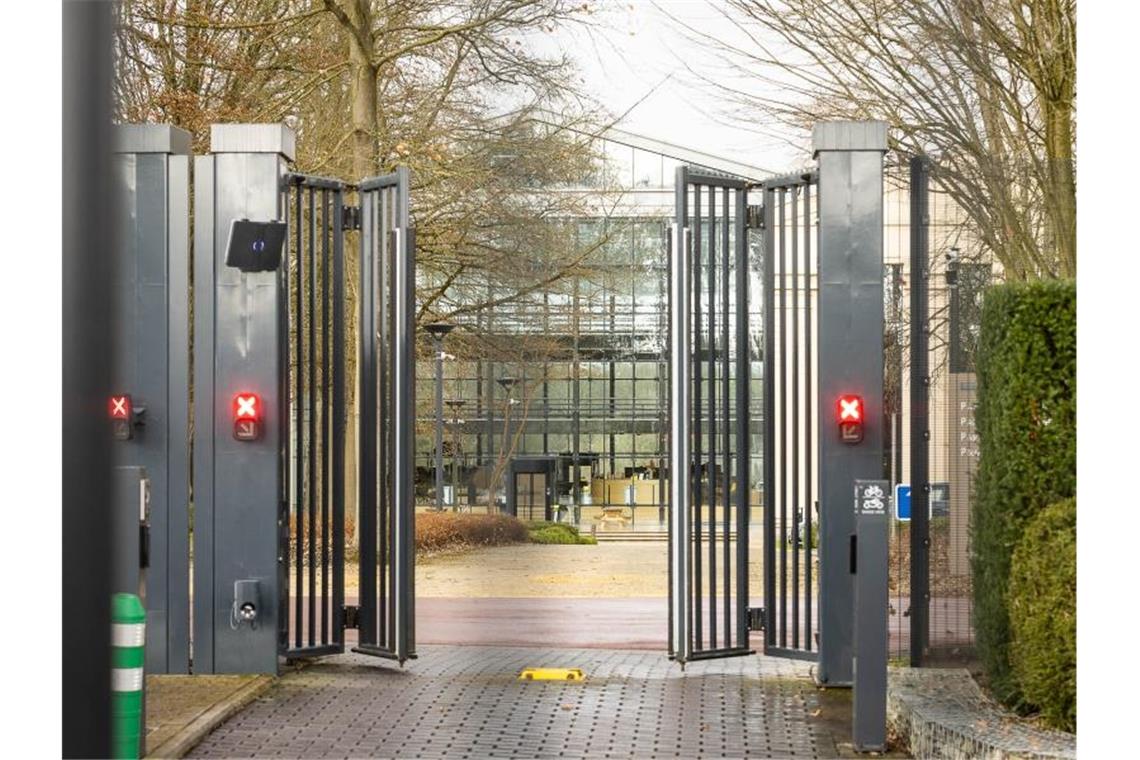 Swift: Verbündete beschließen Ausschluss russischer Banken Der Hauptsitz des Banken-Kommunikationsnetzwerks Swift (Society for Worldwide Interbank Financial Telecommunication) in der Nähe von Brüssel. Foto: James Arthur Gekiere/BELGA/dpa