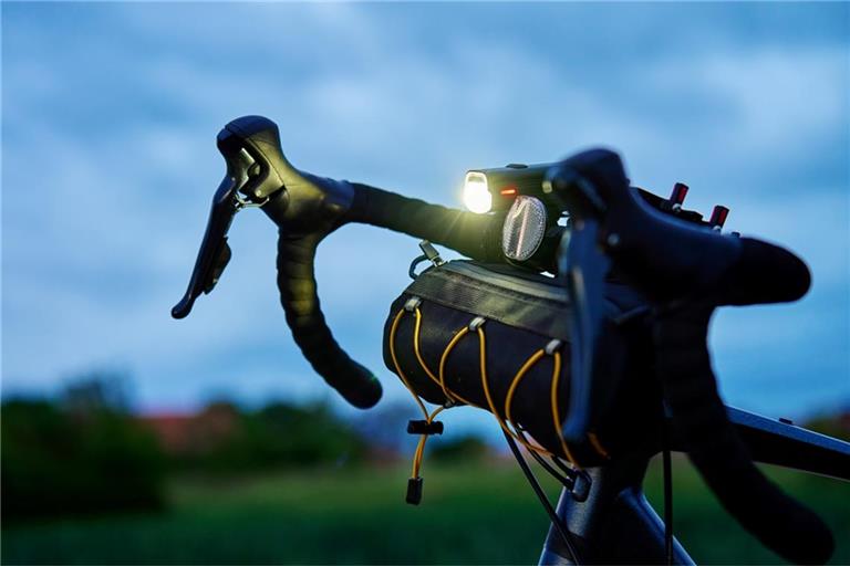 Der Hersteller Knog ruft Fahrradlichter zurück (Symbolbild).