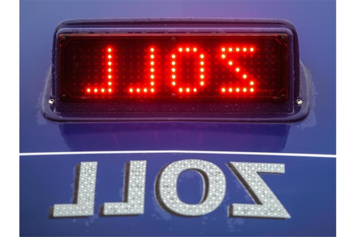 Zollbeamte finden fast 70 Kilogramm Drogen: Fünf Festnahmen