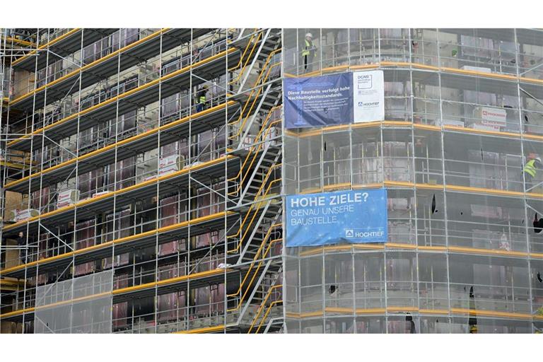 Der Hochbau hat sich im August erholt. Die Unternehmen sammelten mehr Aufträge ein.