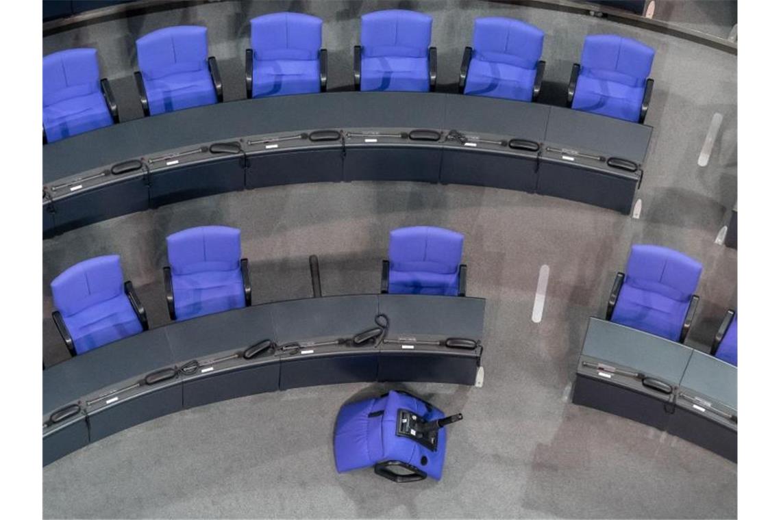 Bundestag soll kleiner werden: Opposition mehr als skeptisch