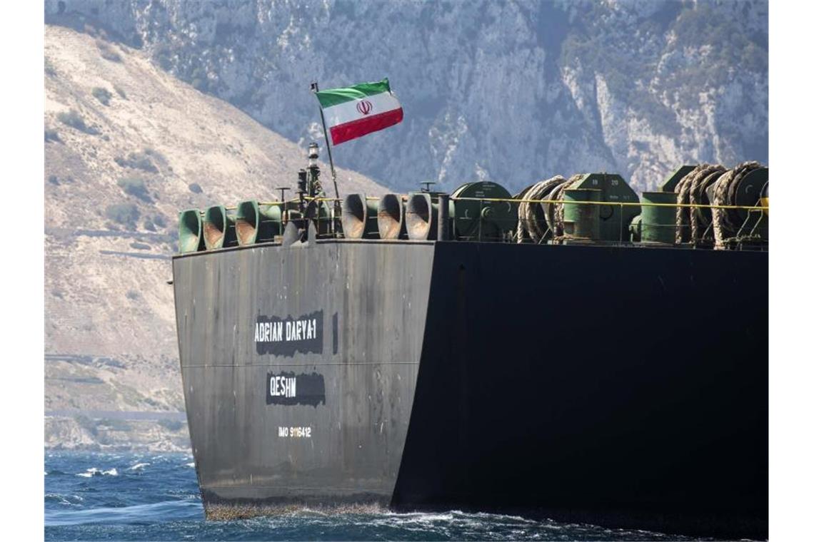 Der iranische Öltanker „Adrian Darya-1“ hält Kurs in Richtung Türkei. Foto: Marcos Moreno/AP