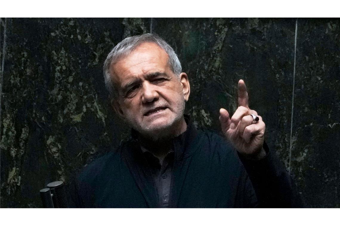 Der iranische Präsident Peseschkian wirft Washington Vertragsbruch vor. (Archivbild)