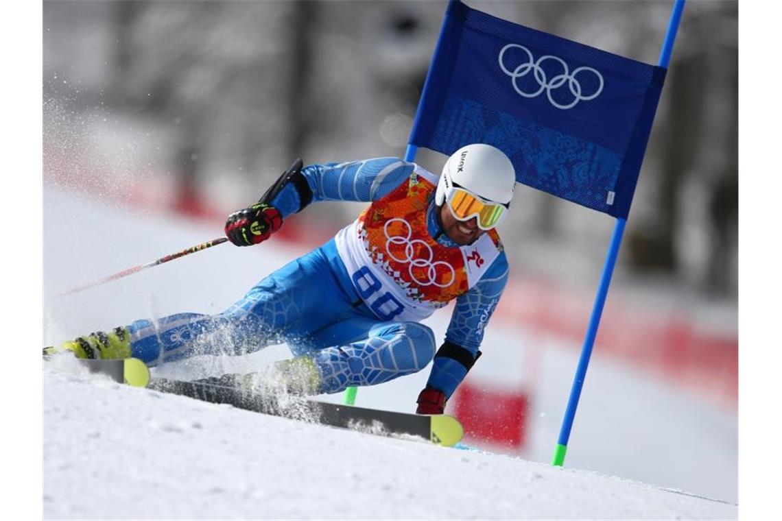 Doping-Fall: Iranischer Skifahrer Shemshaki positiv getestet Der iranische Skirennfahrer Hossein Saveh Shemshaki fährt bei den Winterspielen in Sotschi 2014 die Piste herunter. Foto: picture alliance / dpa