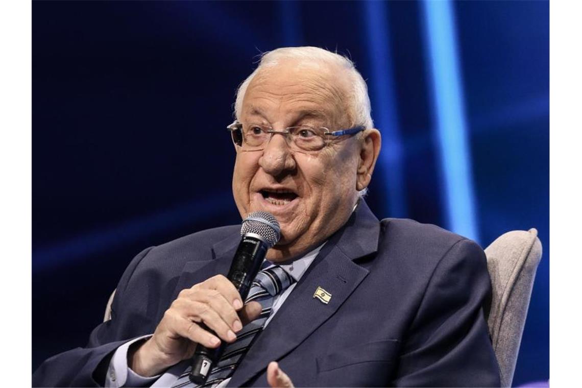 Israel: Gantz und Netanjahu treffen sich erneut Der israelische Präsident Reuven Rivlin hat die Frist zur Regierungsbildung verlängert. Foto: Ilia Yefimovich/dpa