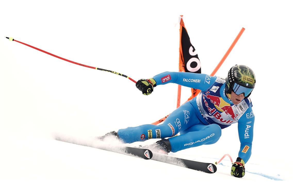 Der Italiener Giovanni Franzoni gewinnt auf der Streif in Kitzbühel.