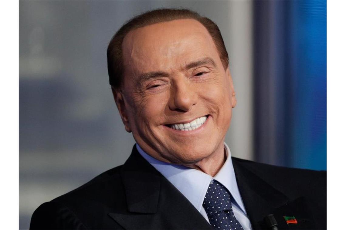 Berlusconi-Konzern: ProSiebenSat.1-Übernahme nicht geplant Der italienische Ex-Ministerpräsident Silvio Berlusconi gründete in den 70ern den Konzern Media for Europe. Foto: Andrew Medichini/AP/dpa