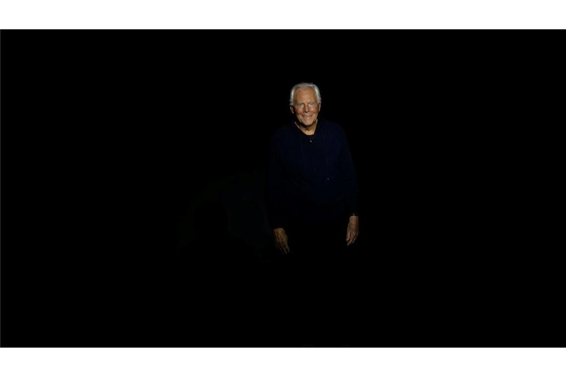 Der italienische Modemacher Giorgio Armani ist gestorben. (Archivbild)