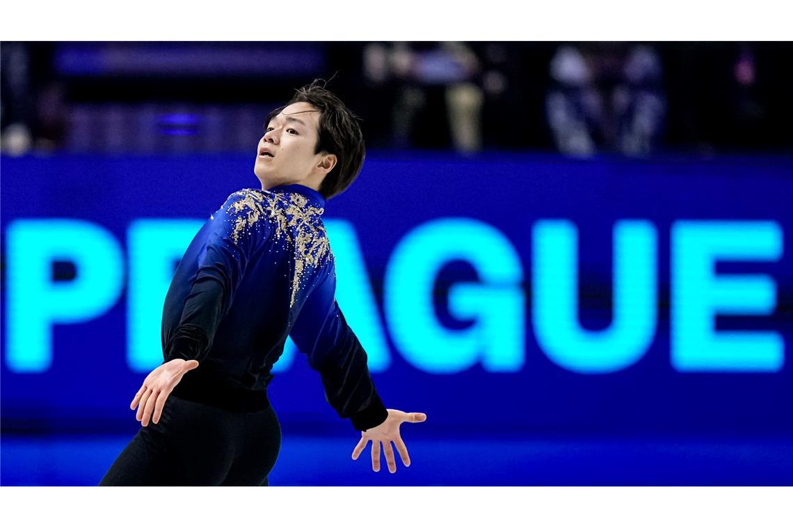 Der Japaner Yuma Kagiyama belegte hinter Malinin Platz zwei bei der WM.