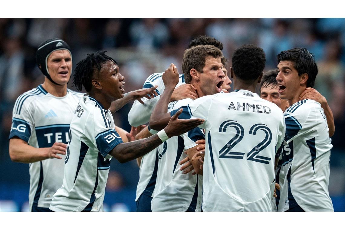 Hype in Vancouver auch ohne Happy End bei Müller-Debüt Der Jubel war umsonst: Der Treffer von Thomas Müller zum 2:0 wurde nicht anerkannt.