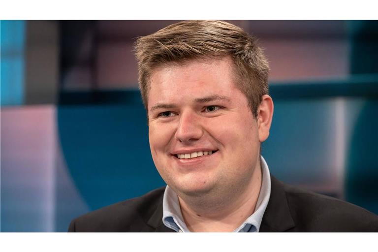 „Wir steuern auf einen Eisberg zu“ Der junge CDU-Abgeordnete Johannes Volkmann zu Gast bei „Hart aber fair“ am 27. Oktober 2025.