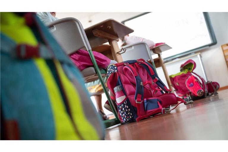 Der Junge hatte das Geld in seinem Schulranzen dabei. (Symbolfoto)