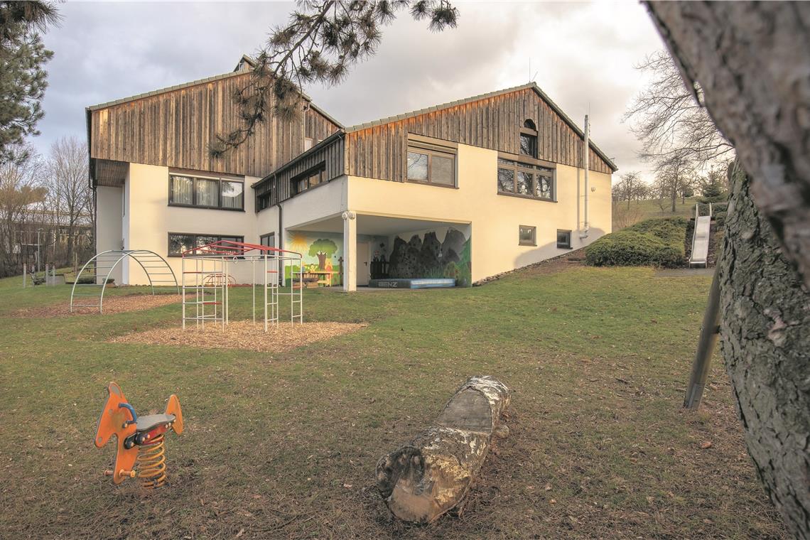 Der Kindergarten in Oberweissach soll auf Vordermann gebracht werden. Aber mit Zuschüssen für das Vorhaben sieht es mau aus. Foto: A. Becher