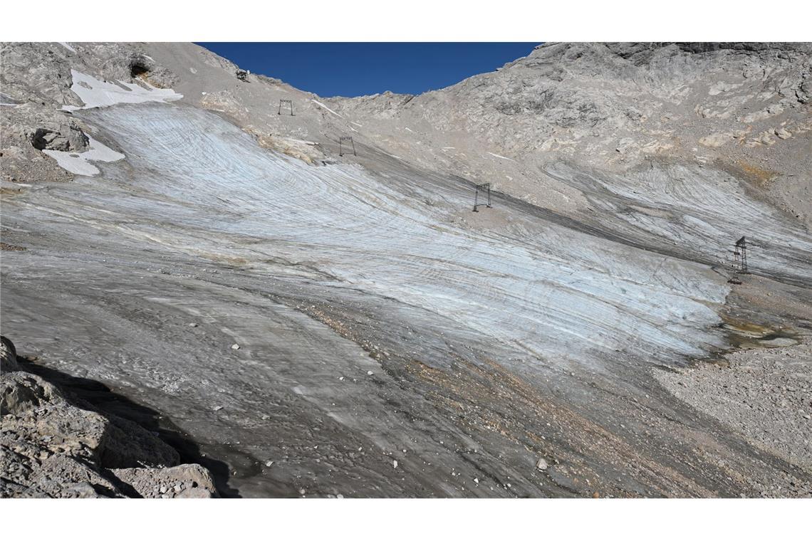 Der Klimawandel trifft auch Deutschland. Hier ein schmelzender Gletscher auf der Zugspitze.