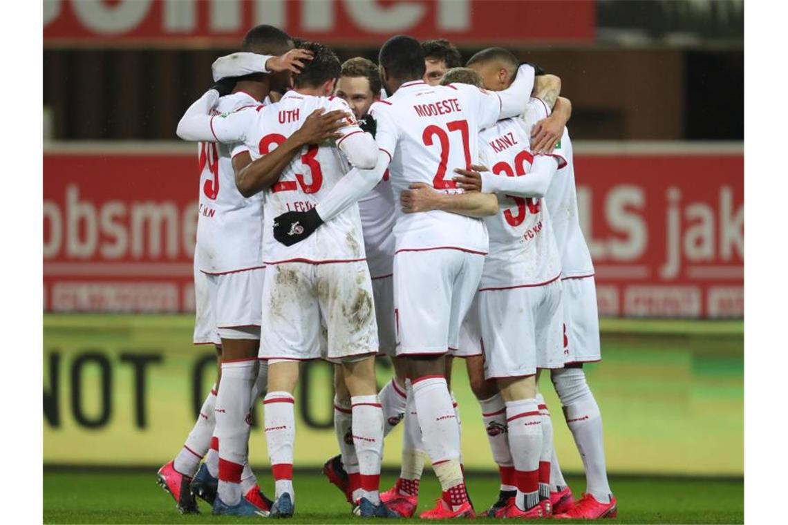 Köln schlägt auch Paderborn - Lage beim Letzten hochprekär