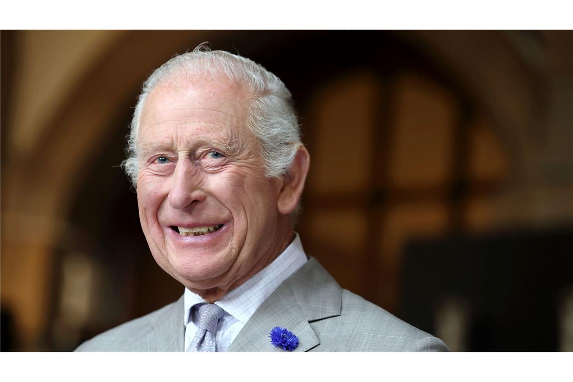 Geschenkliste: König Charles bekam Rolls-Royce zur Krönung Der König bekam unter anderem DVDs, ein Insektenhotel und ein Luxusauto.