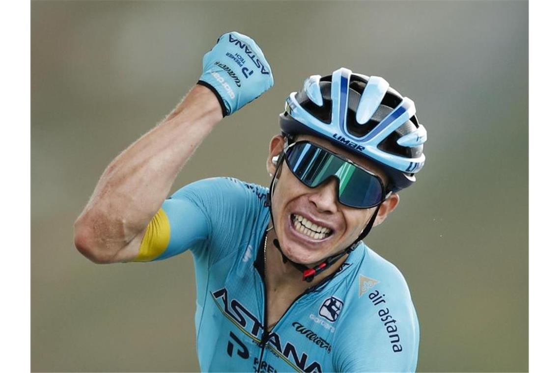 Der Kolumbianer Miguel Ángel López gewann die 17. Etappe. Foto: Benoit Tessier/Reuters/AP/dpa