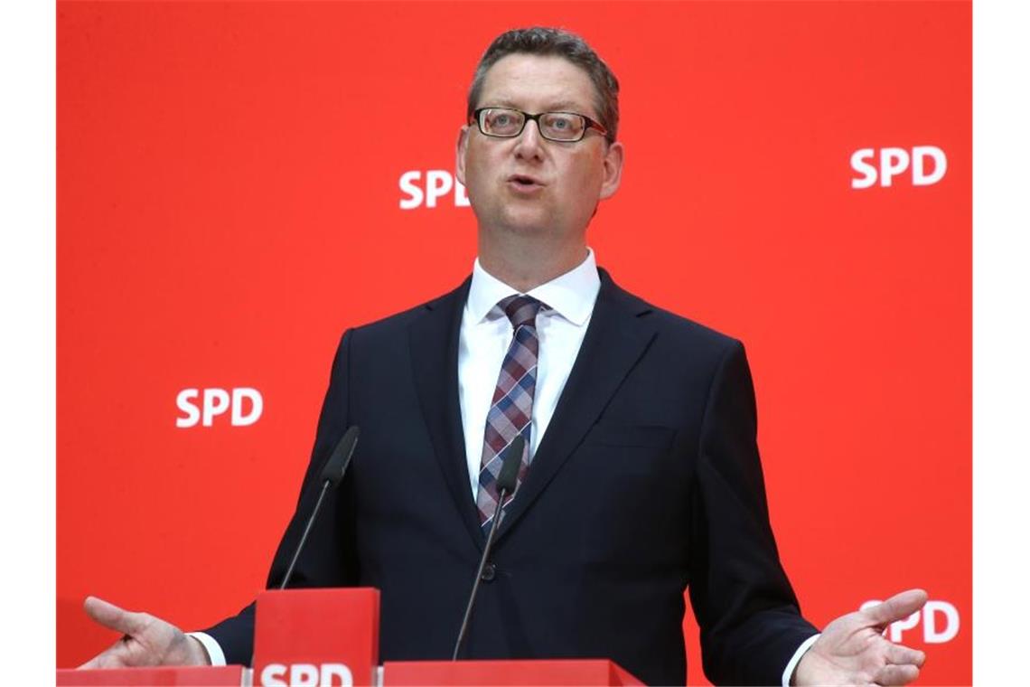 Der kommissarische SPD-Chef Thorsten Schäfer-Gümbel hatte den Grünen eine populistisch vereinfachende Politik nach Art der AfD vorgeworfen - und ruderte dann schnell zurück. Foto: Wolfgang Kumm